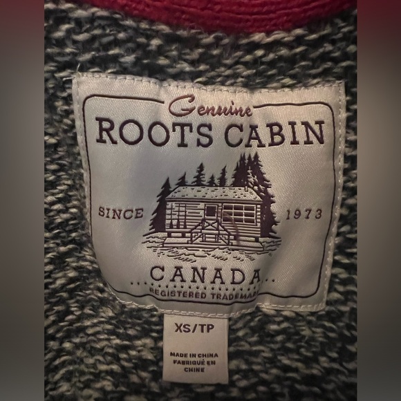 Women’s Roots cabin sweater - Picture 3 of 3